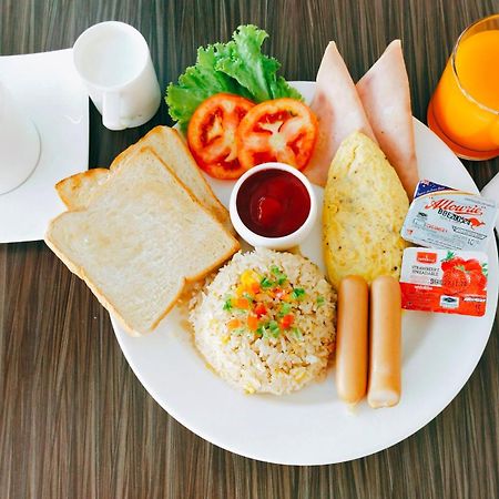 Hotel Solo, Sukhumvit 2, Bangkok - Sha Extra Plus Экстерьер фото