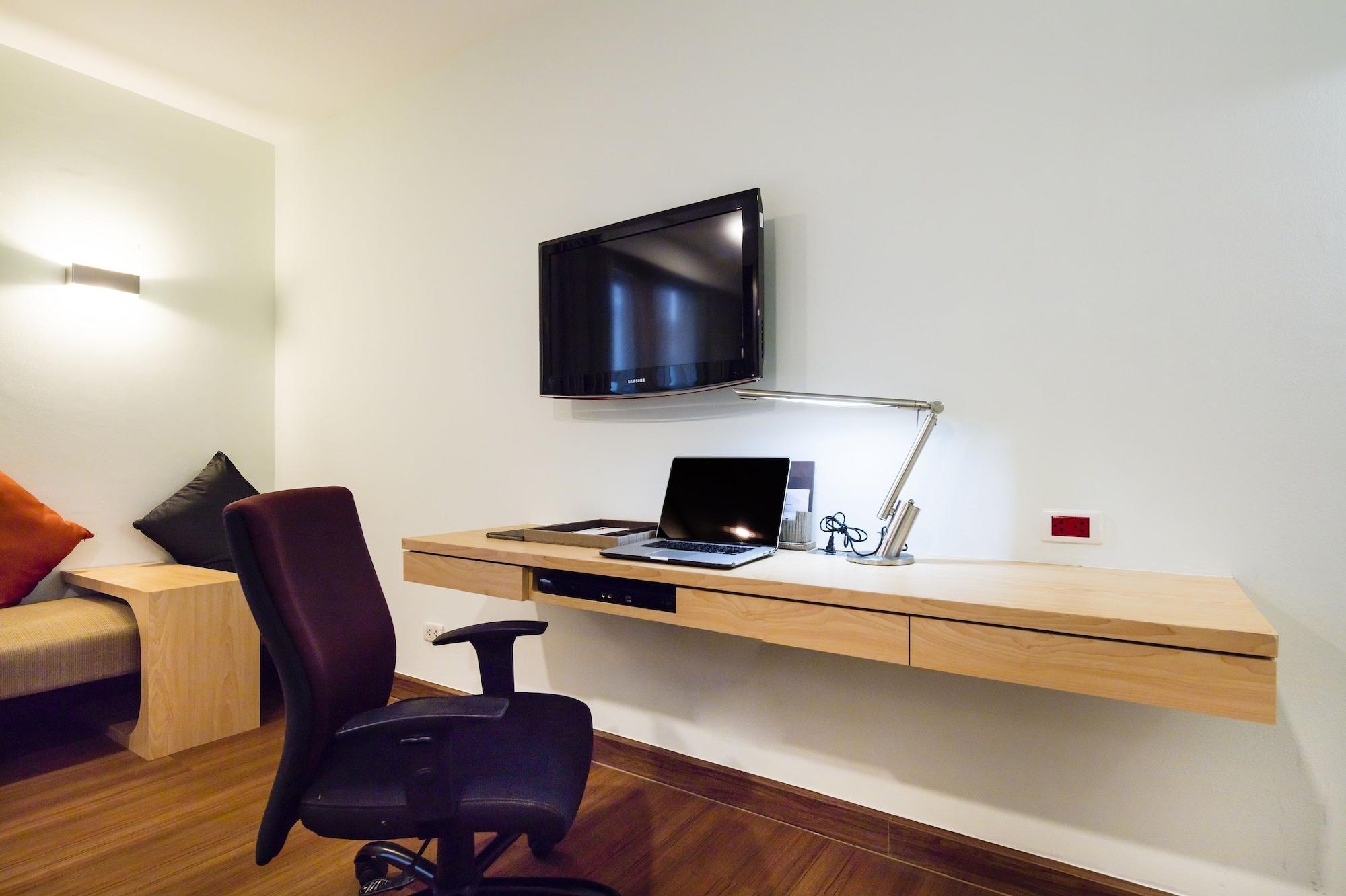 Hotel Solo, Sukhumvit 2, Bangkok - Sha Extra Plus Экстерьер фото