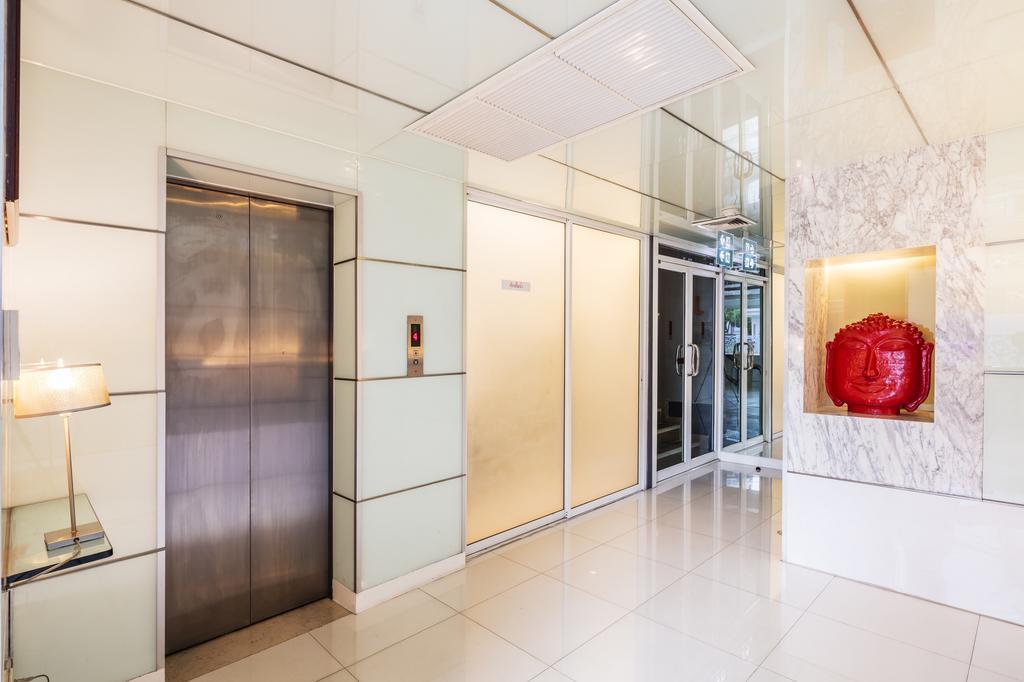 Hotel Solo, Sukhumvit 2, Bangkok - Sha Extra Plus Экстерьер фото