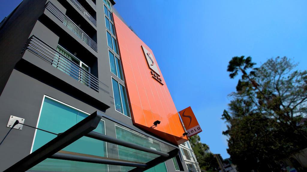 Hotel Solo, Sukhumvit 2, Bangkok - Sha Extra Plus Экстерьер фото