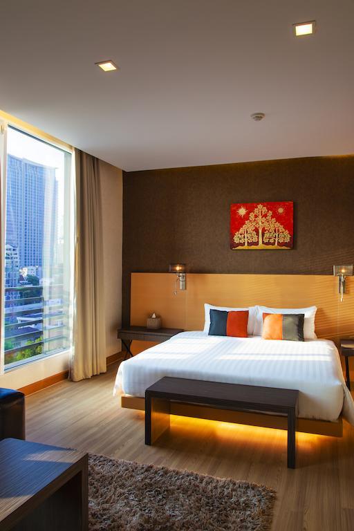 Hotel Solo, Sukhumvit 2, Bangkok - Sha Extra Plus Экстерьер фото